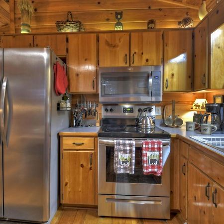 Hygge Haus Rustic Charm Cozy Beds And A Serene Location Ellijay Extérieur photo