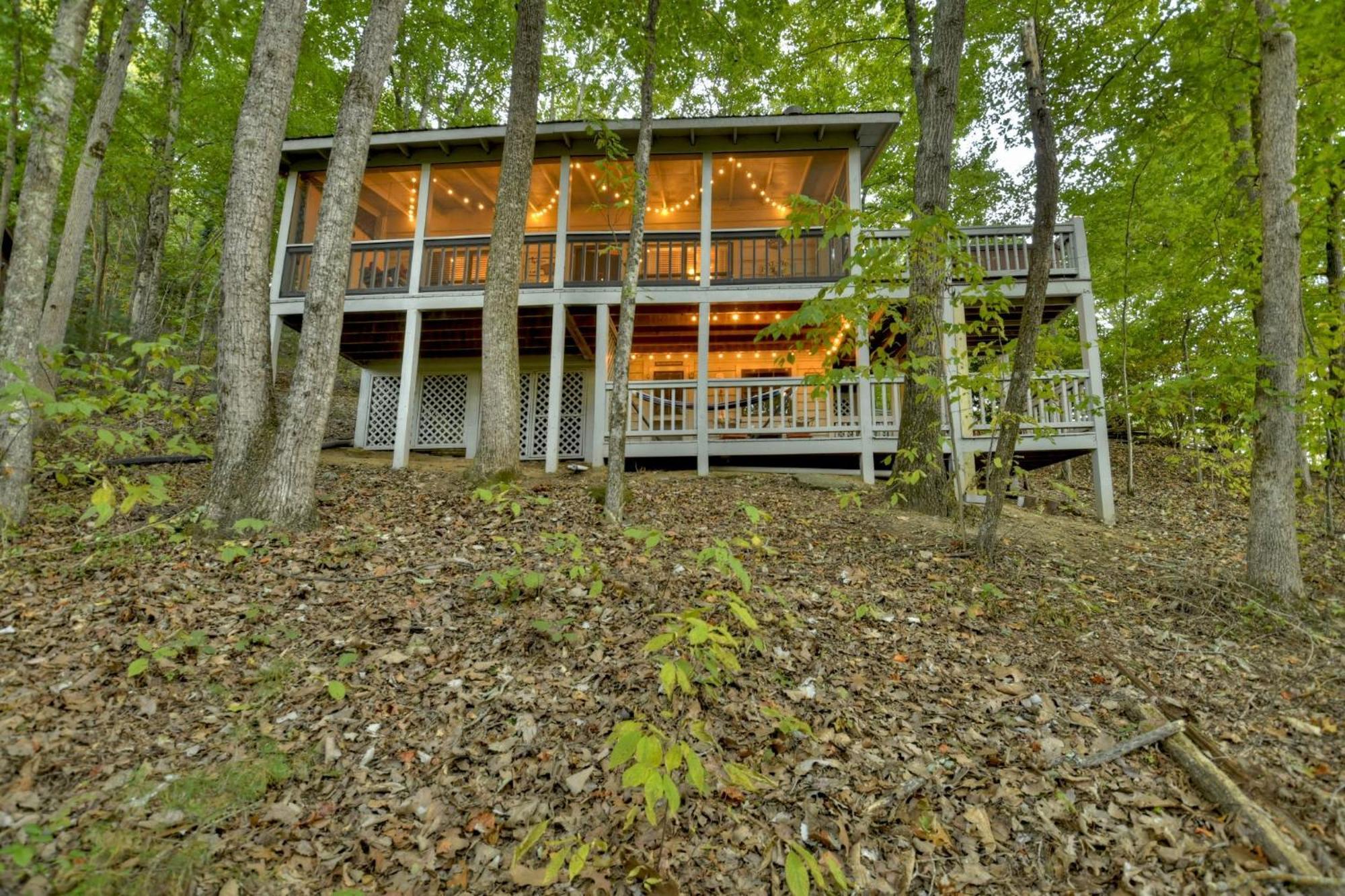 Hygge Haus Rustic Charm Cozy Beds And A Serene Location Ellijay Extérieur photo